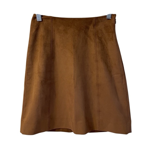 Babaton Dresses & Skirts - Babaton‎ faux suede miniskirt- NWOT, Size 0